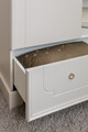 Royal_latte_wardrobe_04.jpg