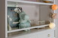 Royal_latte_shelf_02.jpg
