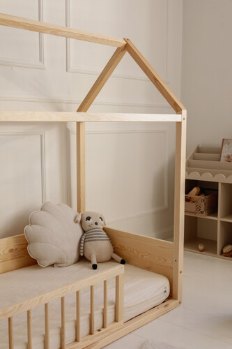 Wood_Nest_house_bed_04.jpg
